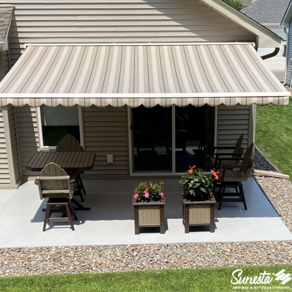 1496_hi_Sunesta_Awning_img_1443_v.3_(1)